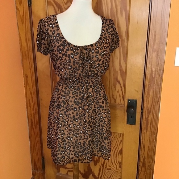 3 for 20 $ bundle Evolutionary Apparel Leopard Print Mini Dress - Picture 11 of 12